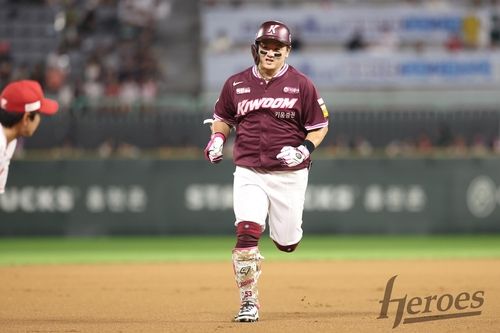 대타 최주환, 동점 투런포