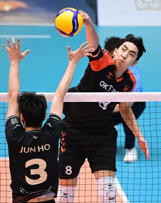 OK저축은행 날개 공격수 차지환