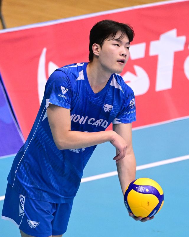 우리카드 김형근