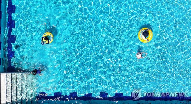 폭염엔 물놀이가 최고