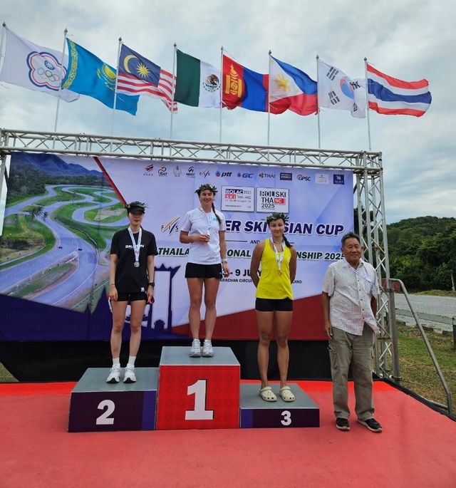 여자부 2위 제상미(왼쪽)