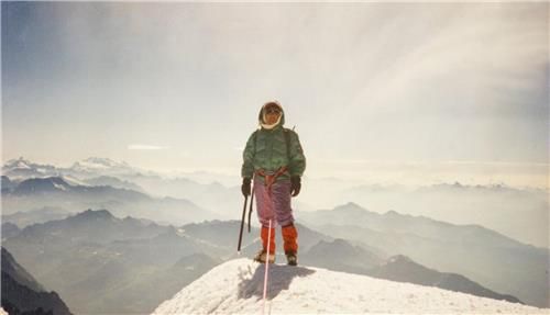 '파상: 에베레스트의 그림자'(제8회, 심사위원 특별상)