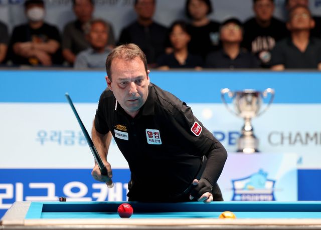 스페인 출신의 당구 강자 다니엘 산체스