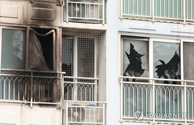 부산 기장군 아파트 화재현장 합동 감식