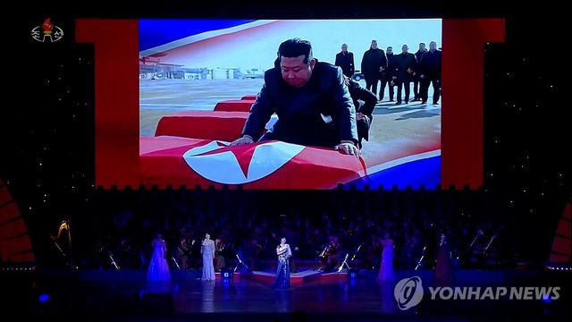 북한 TV, 북한군 전사자 유해 송환 장면 공개