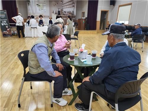 울주 노인복지관에 음악카페…"어르신 소통과 쉼의 공간" 