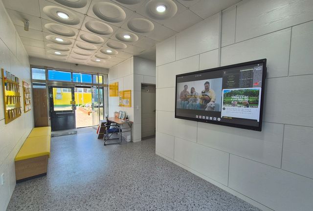 시설 개선한 제주동물보호센터 로비