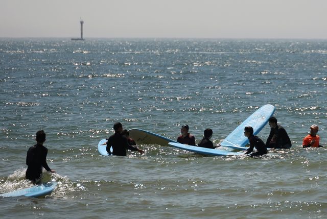 서퍼들 모인 송정해수욕장