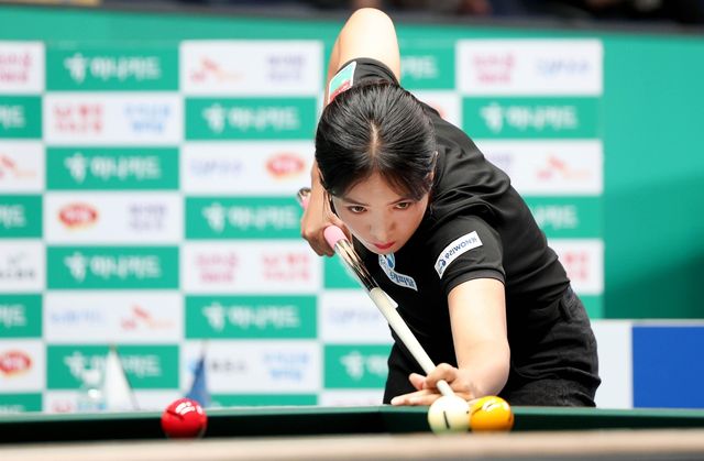 김가영을 제압하고 결승에 올라간 스롱 피아비