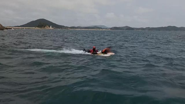 태안해경 승선원 구조 모습