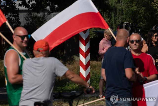 폴란드 난민 자경단