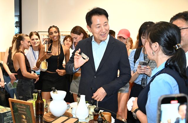 오세훈 서울시장, K-Vibe from Seoul 팝업 전시장 참석