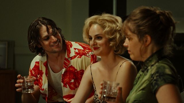 영화 '발코니의 여자들' 속 한 장면