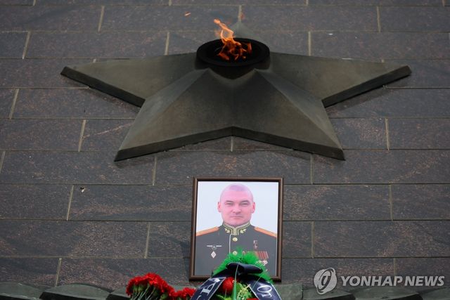 쿠르스크서 사망한 미하일 구드코프 러시아 해군 부사령관