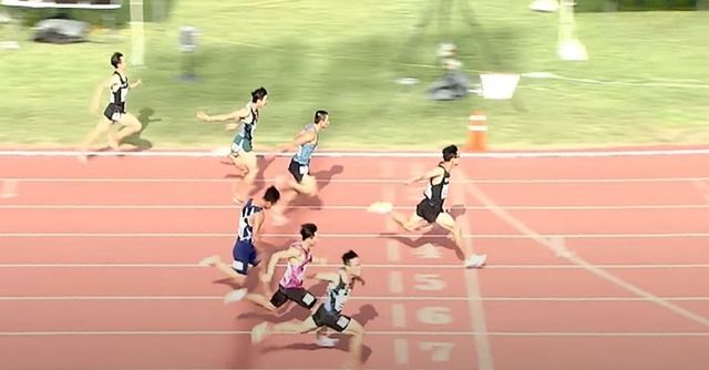 김시온(오른쪽)의 역주