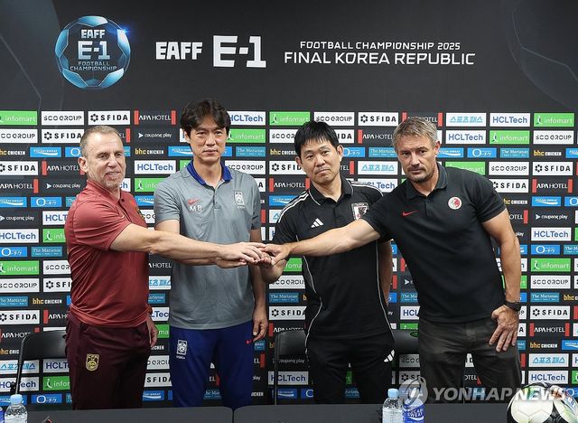 동아시안컵 앞둔 감독들