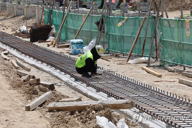 폭염 속 건설현장