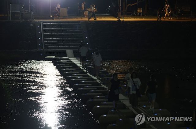 대구도 잠 못 드는 밤