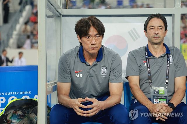 동아시안컵 첫 경기 앞둔 홍명보 감독