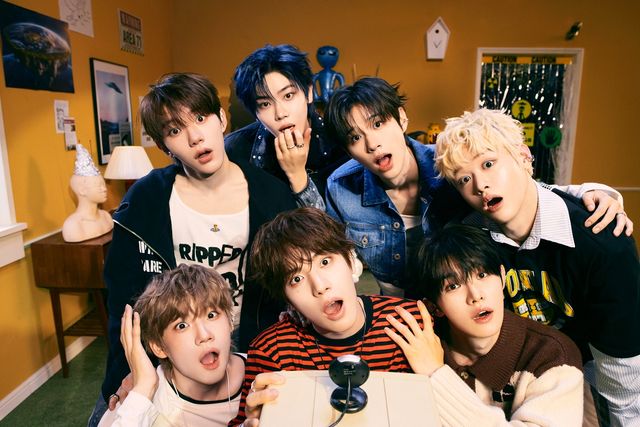 보이그룹 클로즈 유어 아이즈