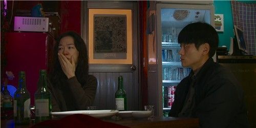 영화 '봄밤' 속 한 장면