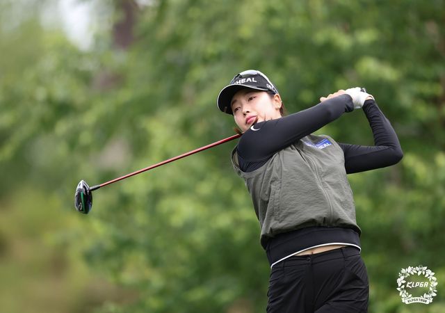 한진선의 티샷.