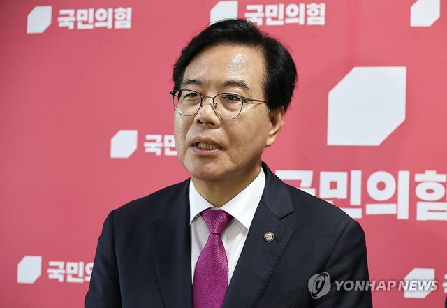 송언석 비대위원장 겸 원내대표 "윤상현 압수수색은 정치보복"