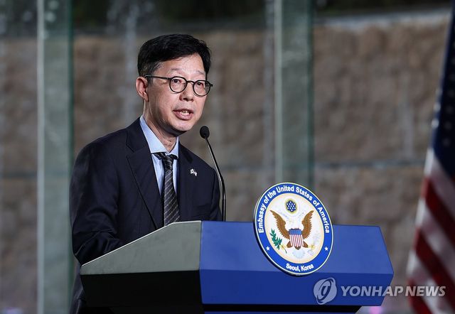 축사하는 외교부 차관