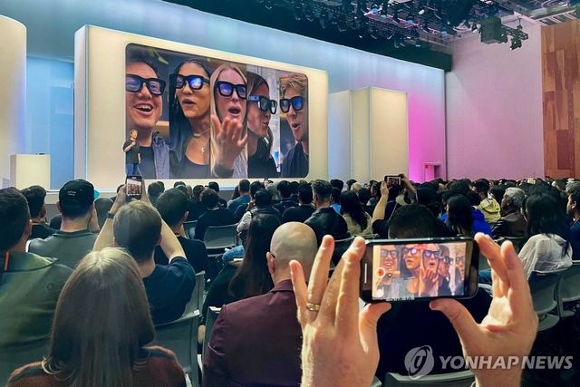 메타의 스마트 안경 '오라이언' 