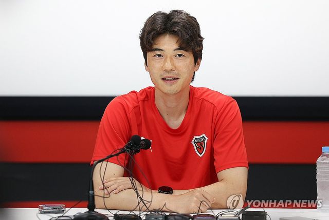 '국내 첫 이적' 소감 밝히는 기성용