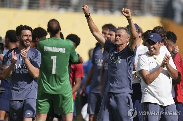 엔리케 PSG 감독