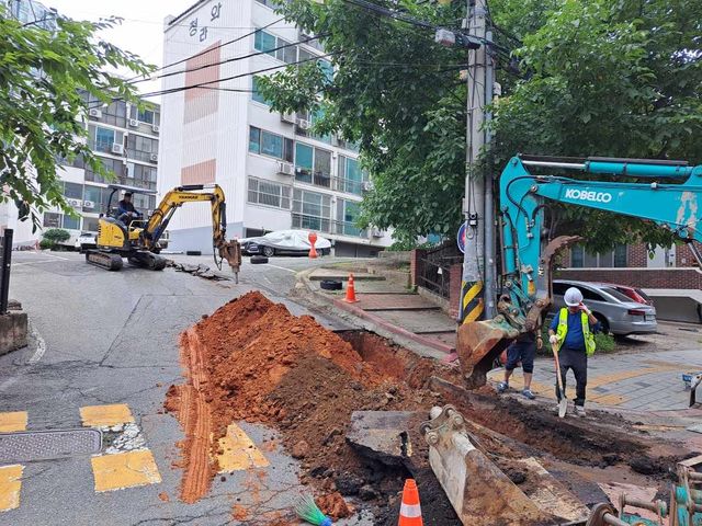 청와아파트 주변 급수공사