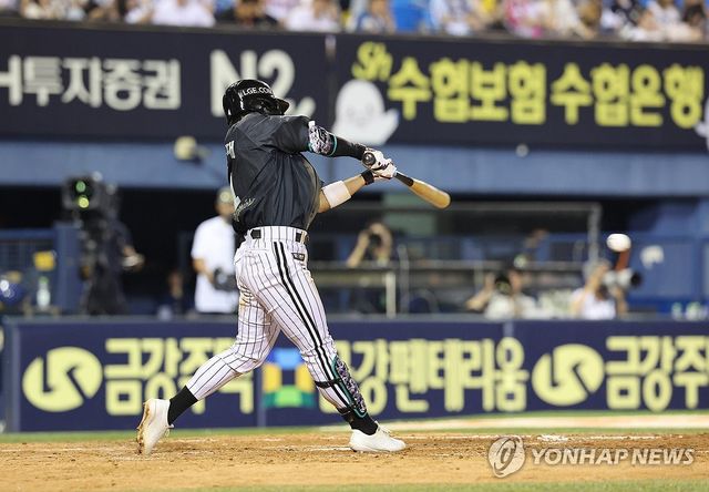 신민재 '역전의 주인공'