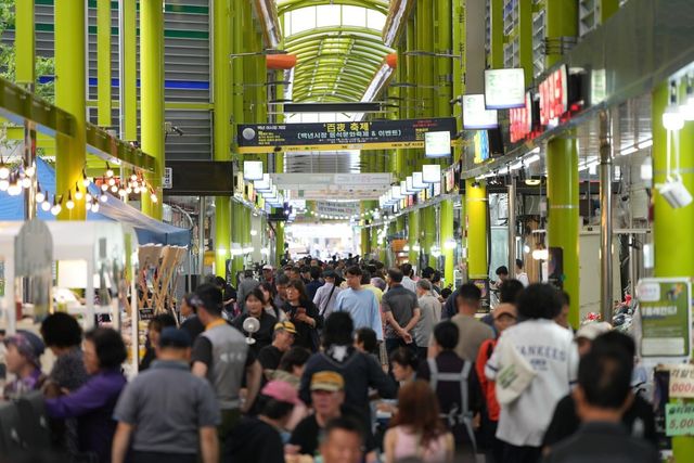 지난해 개최된 백년시장 백야축제 