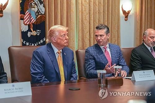 트럼프 대통령과 헤그세스 국방장관