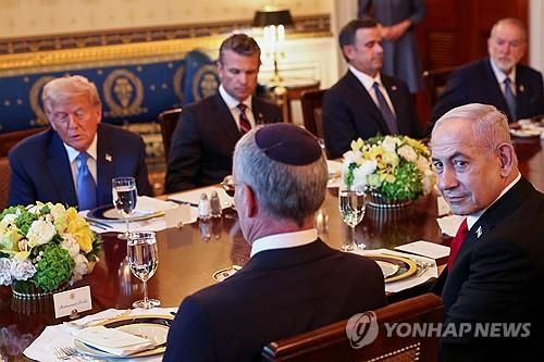 트럼프-네타냐후 만찬