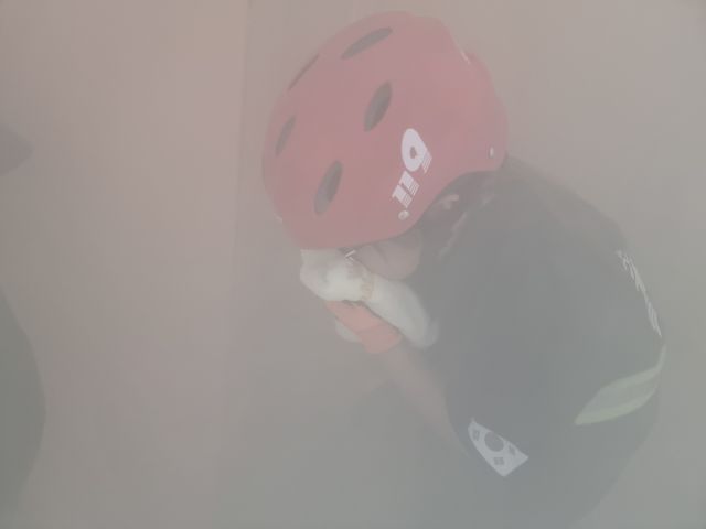 화재 대피법 교육받는 학생