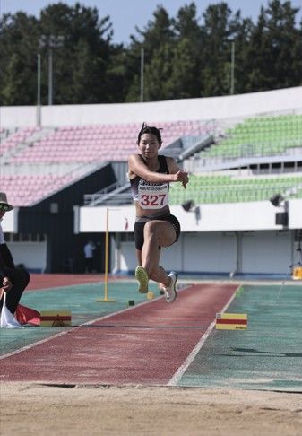 도약하는 서예지