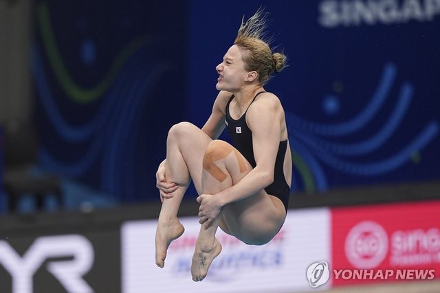 정다연의 여자 3ｍ 스프링보드 예선 경기 모습.