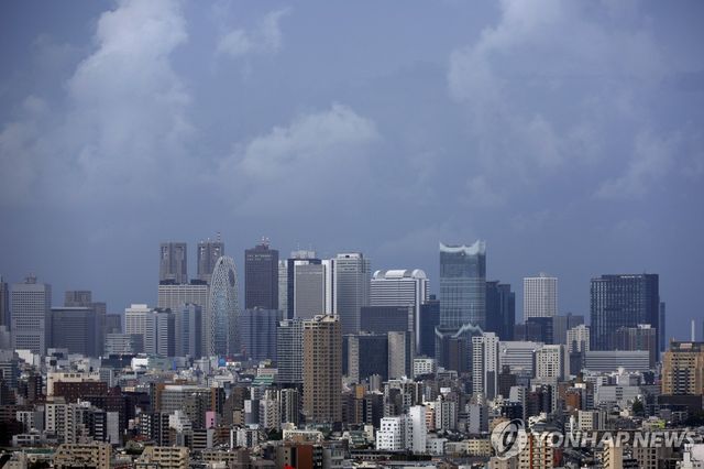 구름 낀 도쿄 시내