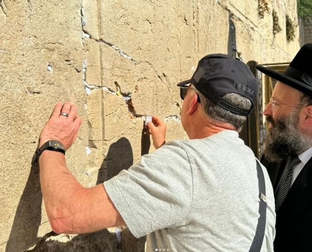 '통곡의 벽' 찾은 위트코프 특사