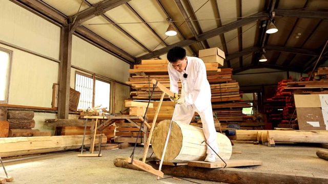 국가무형유산 대목장 보유자로 인정 예고된 김영성 씨
