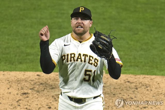 양키스로 이적한 베드나르