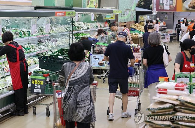 음식료품 물가 OECD에서 2번째