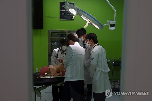 1년 6개월 의정갈등 마침표…의대생 제자리로