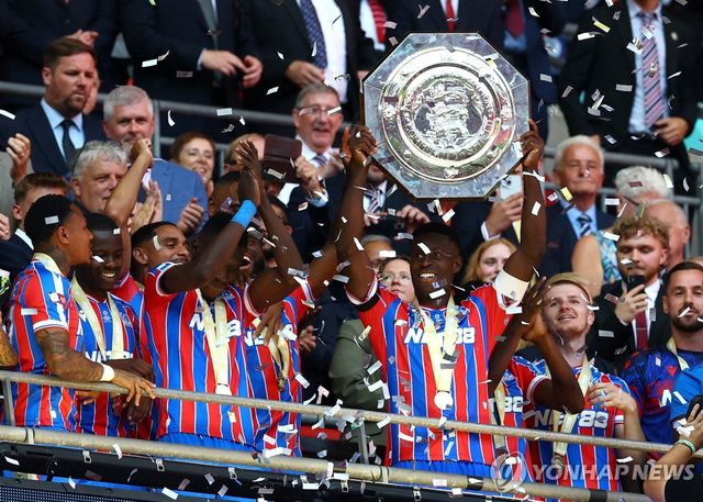 크리스털 팰리스, 커뮤니티실드서 리버풀에 승리