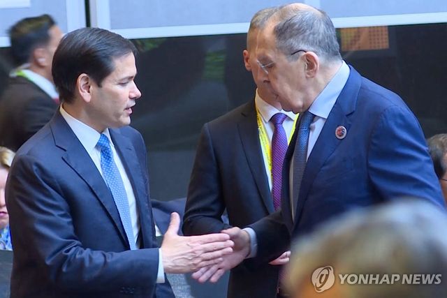 마코 루비오 미국 국무장관과 세르게이 라브로프 러시아 외무장관