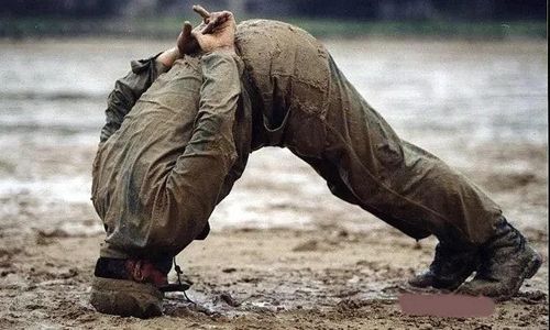 일반적인 '원산폭격' 모습