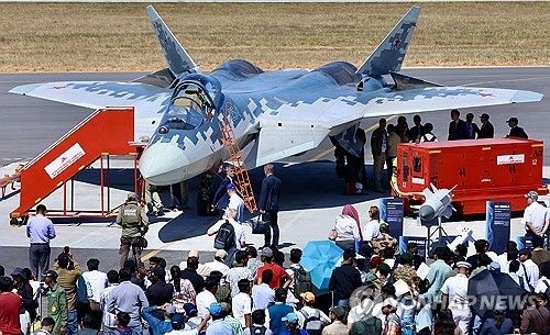 러시아산 최신형 스텔스 전투기 수호이(Su)-57