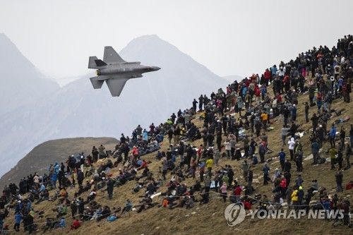 스위스 공군 에어쇼에 참가한 이탈리아 공군 F-35A